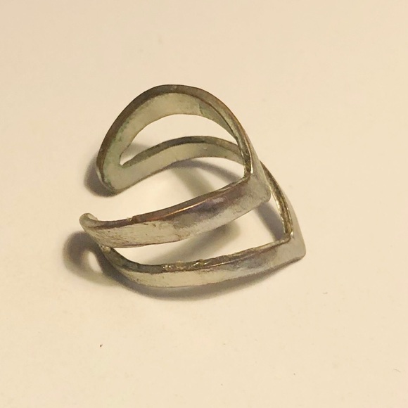Silver Adjustable Chevron Midi Ring - Picture 2 of 5